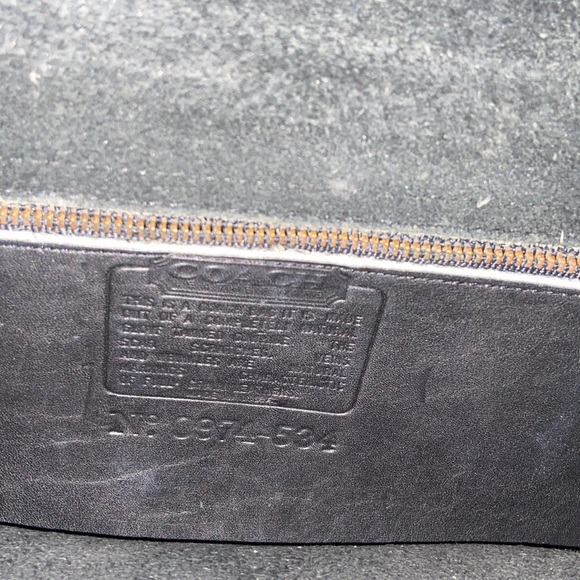 Coach Vintage Willis Crossbody - Picture 12 of 13